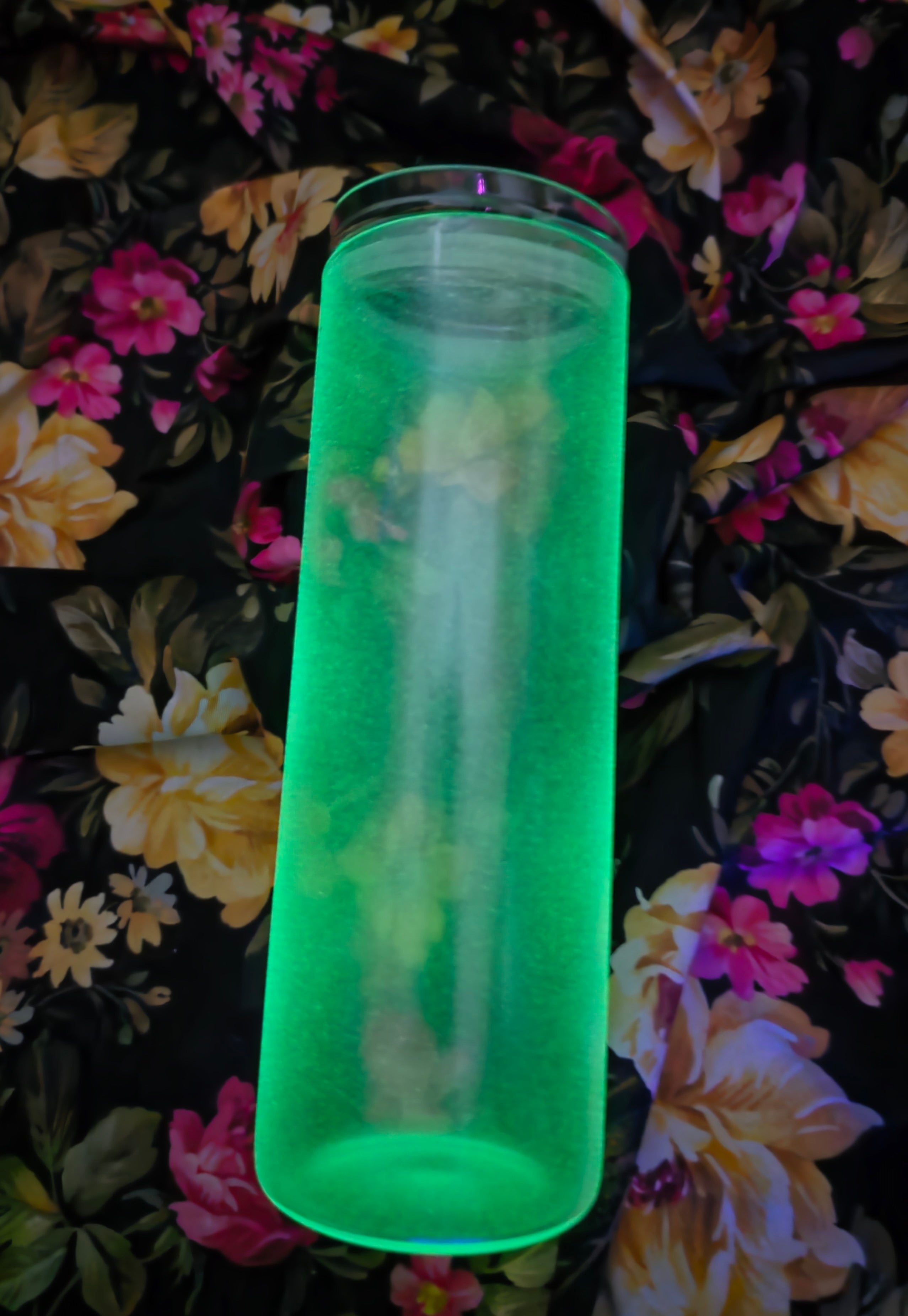Custom 20oz Glow in the dark glass tumbler