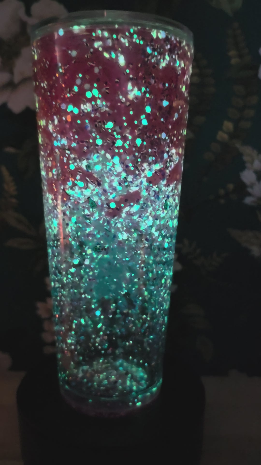 Glow in the dark poison with pink lava and colorful glitter. 20oz snowglobe tumbler