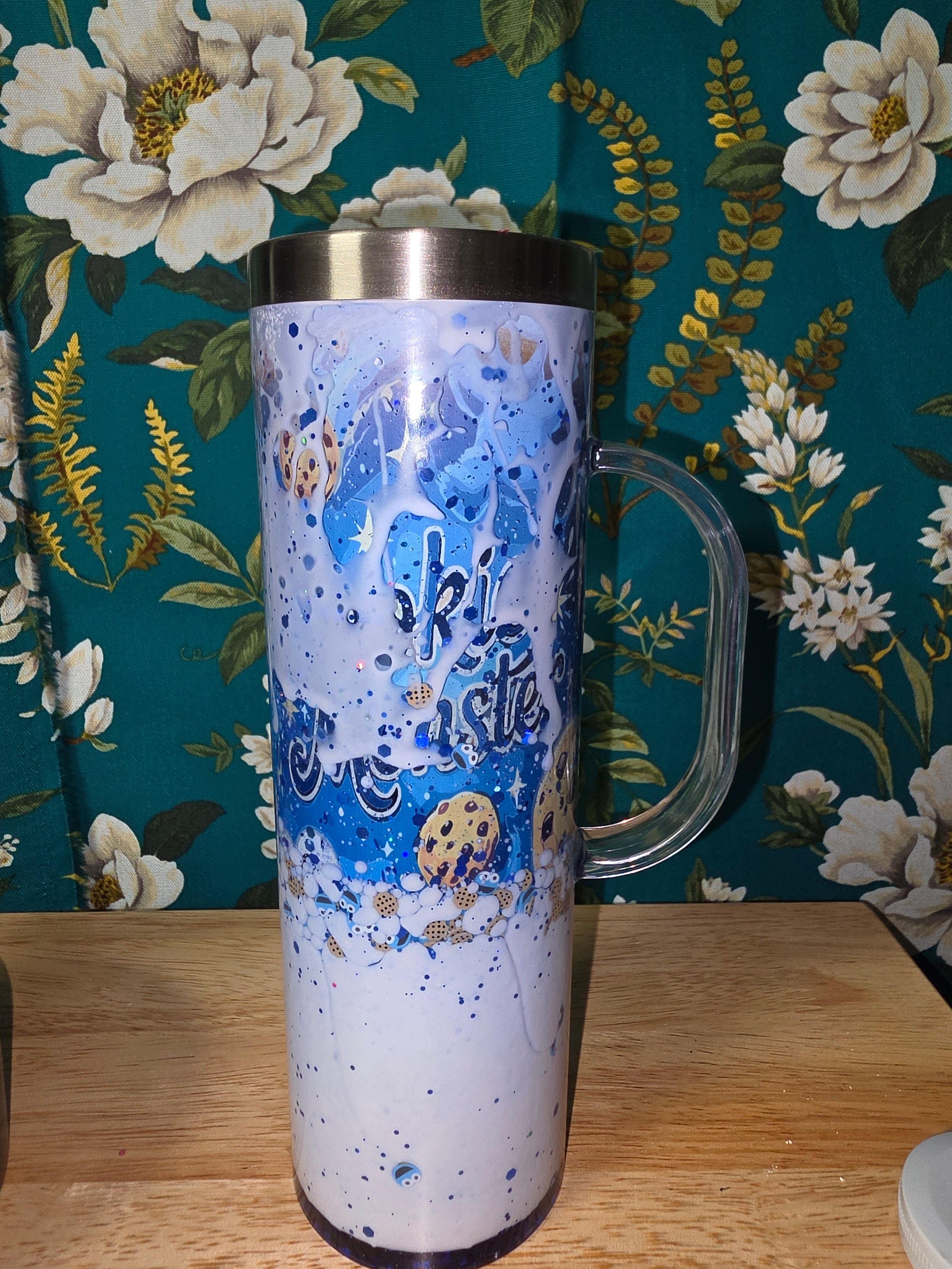 The Cookie with white milk lava 20z snow globe tumbler